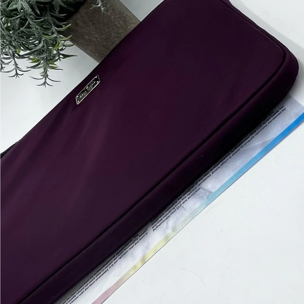 Kate Spade authenticated‎ Purple Protective  Laptop Zip Closure Sleeve 13”
